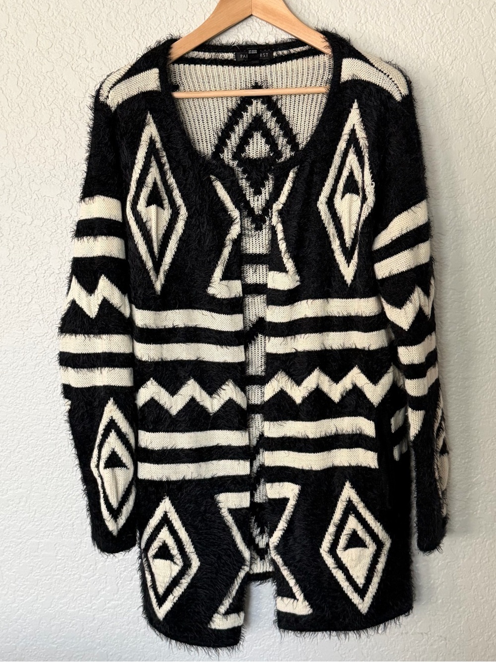 Parkhurst Black and Cream Aztec Knit Open Cardigan Size XL